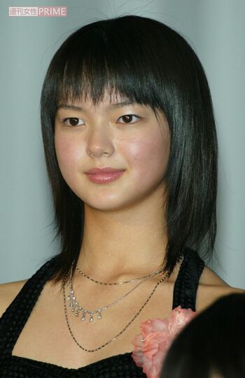 2005年1月、『松竹ラインナップ』発表会に出席した多部未華子