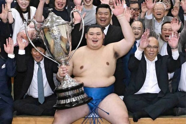 史上最速で初優勝を果たした大の里 写真/共同通信社