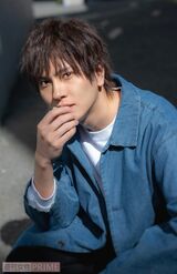 鋭い眼光で風格を感じる財木琢磨（撮影／佐藤靖彦）