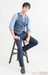 沢村一樹　撮影／高梨俊浩