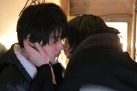 山崎賢人「セクシー」全開! 『トドメの接吻』クズ男VSキス女の舞台裏とは