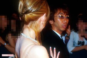 2019年夏、浜崎あゆみの自伝「M 愛すべき人がいて」で、浜崎と1996年〜1999年まで恋仲だった事が公表され話題に