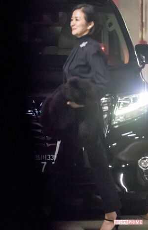 歩き姿が美しい鈴木京香