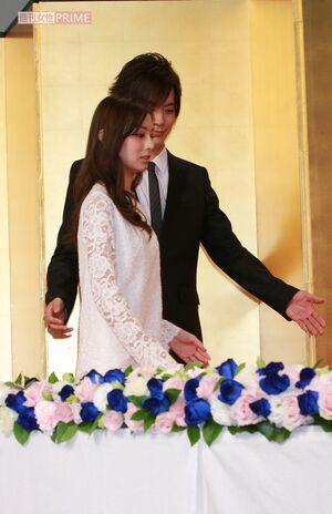 2016年1月、結婚発表会見を行ったDAIGOと北川景子