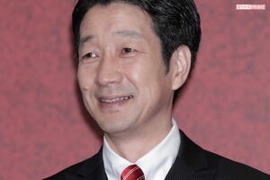 亡くなったKANさん。平井堅とは酒を飲んでから、深夜に“かくれんぼ”をしたことも