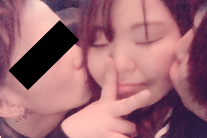 担当とヘルプとホス狂いあおいさんの3ショット。通い詰めるほど注がれる愛情にハマっていった