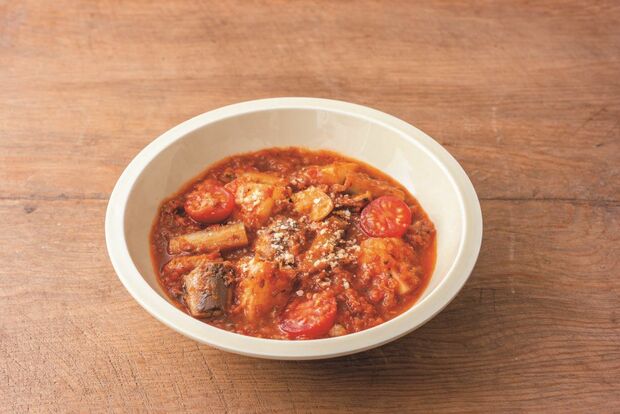 いわしとごぼうのトマトシチュー