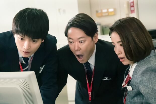 2月17日（金）公開『シャイロックの子供たち』配給／松竹（c）2023映画「シャイロックの子供たち」製作委員会