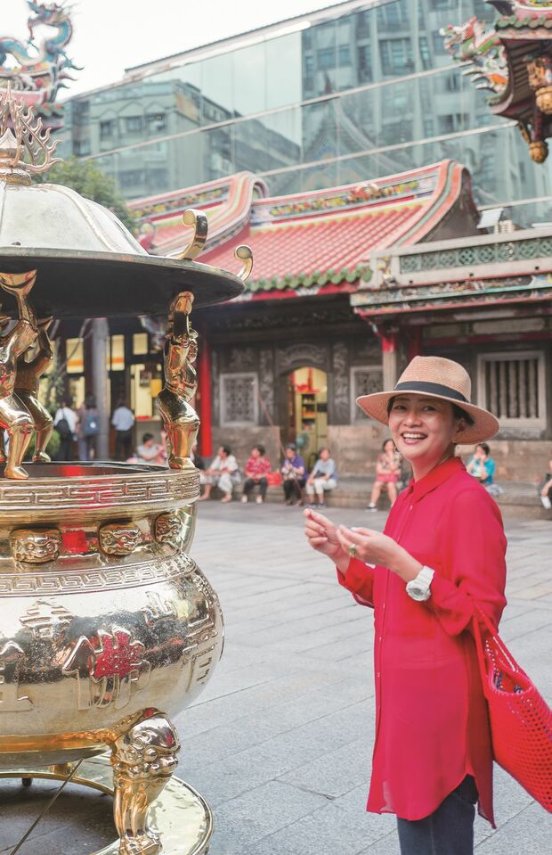 大好きな台湾での一枚。家族や友人と何度も足を運んだ場所も、改めてひとりで訪れることで新たな発見・出会いも多いという