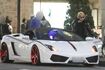 真っ白な愛車のランボルギーニで銀座を訪れた手越祐也