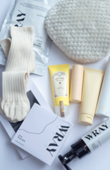 温活用の5本指靴下や湯たんぽ、デリケートゾーン用オイルなど、セルフケア用品も安心安全なものを