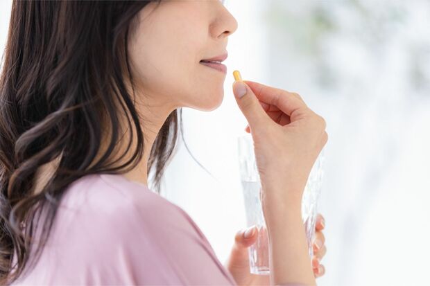 足りない栄養をサプリメントで補給しよう（写真はイメージです）