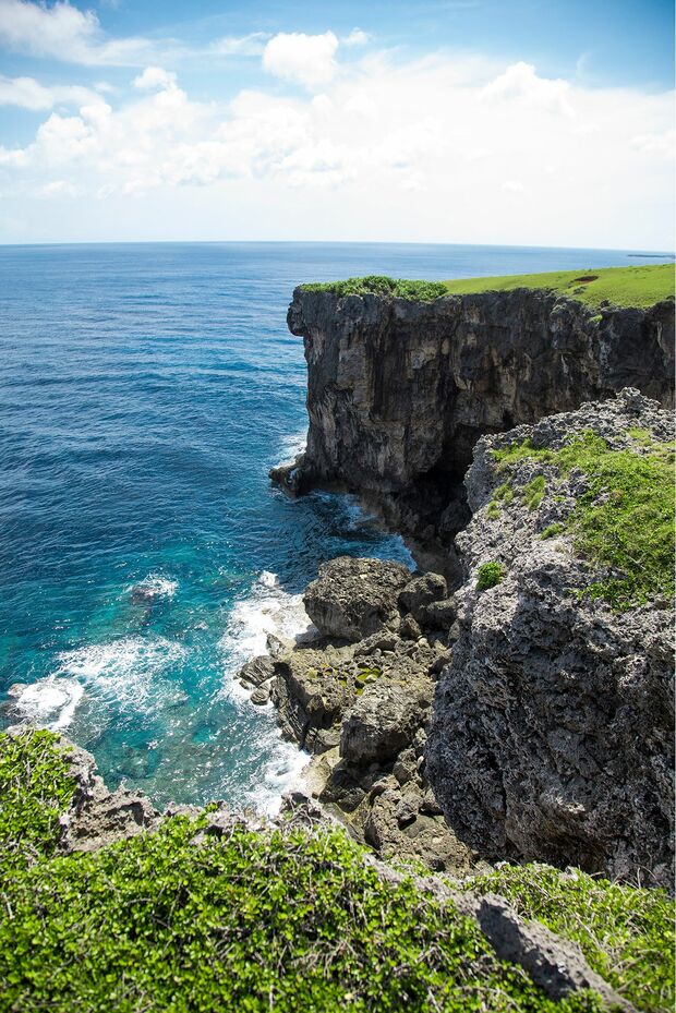 のどかで豪快な渡難の島、与那国の自然。