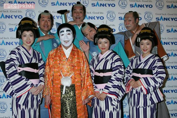 志村けんさんの『バカ殿』には“腰元”こと、志村ガールズが欠かせない