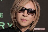 YOSHIKI、HYDEらとバンド『THE LAST ROCKSTARS』を結成! 会見開くも“元メンバー”GACKTを完全スルーで流…