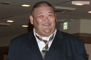 安田大サーカスのhiro(2011年10月、林家三平・国分佐智子の披露宴に出席)