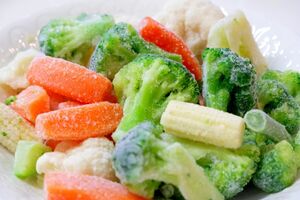 冷凍すれば普通に保存するよりも長い時間新鮮さを保つことができる(写真はイメージです)