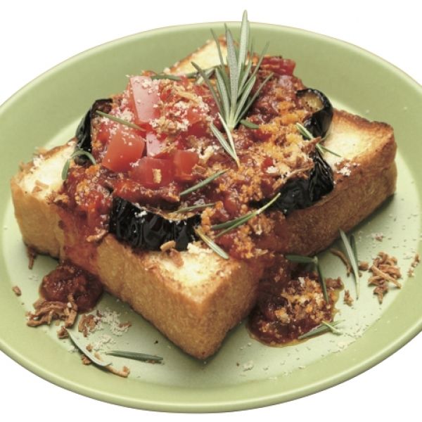 味も見た目もガッツリ系。女子でも完食、間違いナシ！